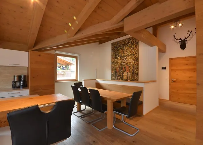 Diana - By Alpen Appartement Zell am See